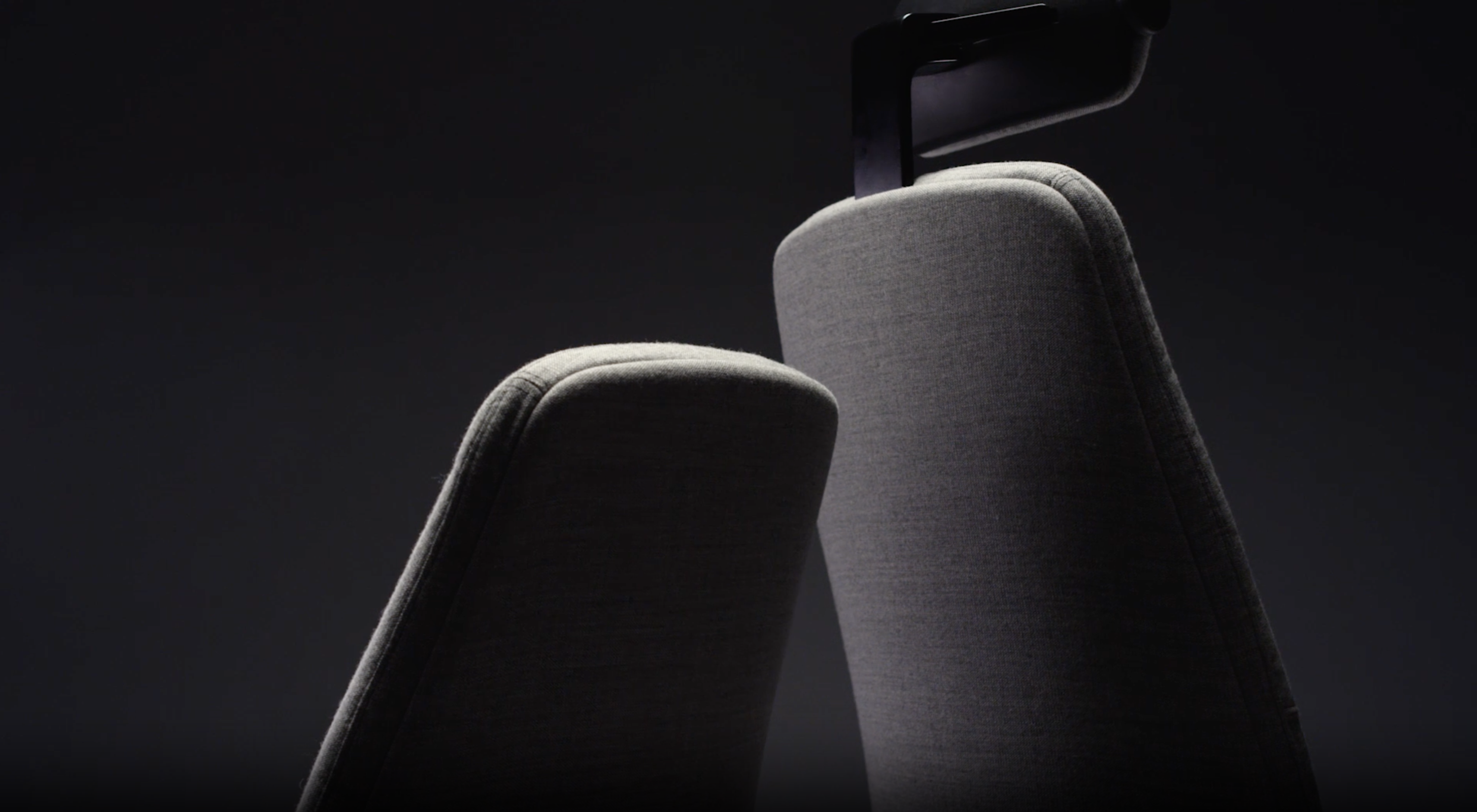 EQI-38 Stacking chair